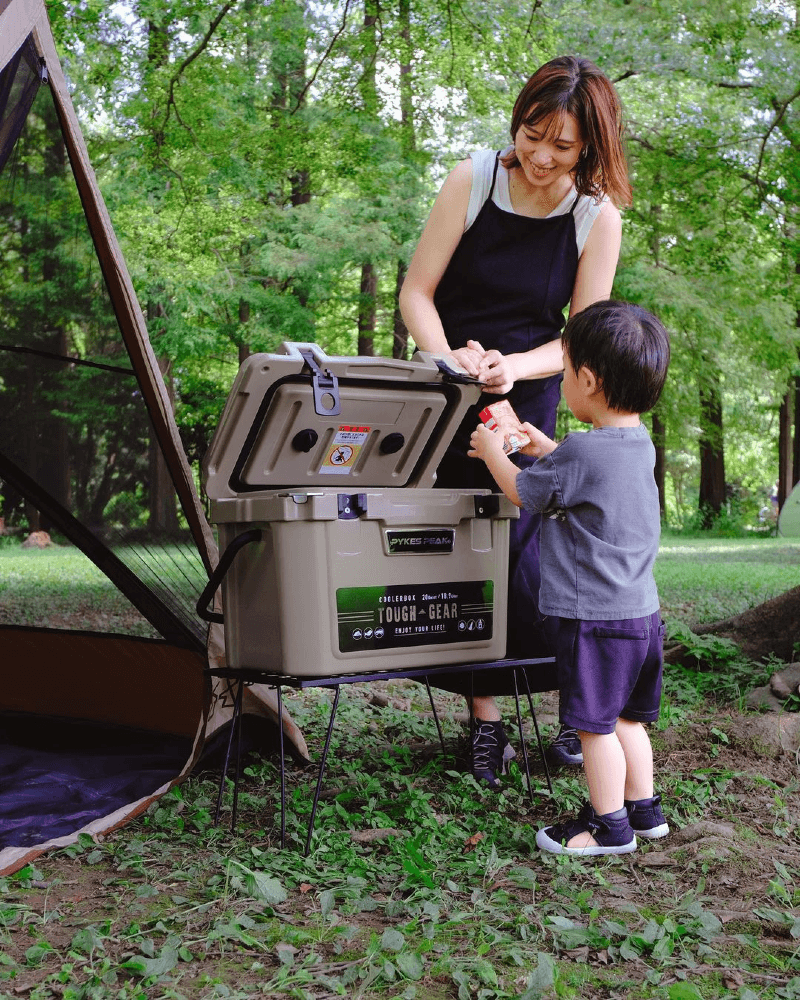 大型クーラーボックスの選び方をご紹介。大容量で長時間保冷できて、アウトドアやキャンプ用に最適な車載可能クーラーボックスの種類と選び方を徹底解説!